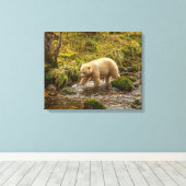 White Spirit Beer Hunts for fish on Riordan Creek Canvas Afdruk (Insitu (Houten vloer))