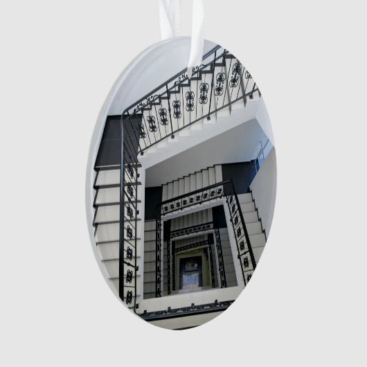 White Square Staircase Ornament (voorkant)