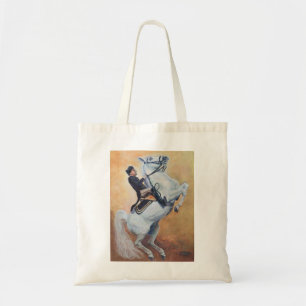 White Stallion presteert met Dressage Rider Tote Bag