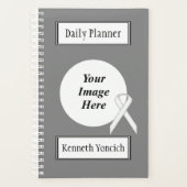 White Standard Ribbon door Kenneth Yoncich Planner (Voorkant)