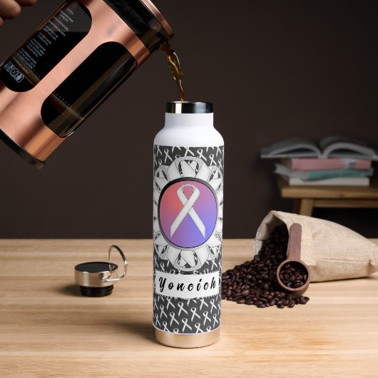 White Standard Ribbon door Kenneth Yoncich Waterfles (Koffie)