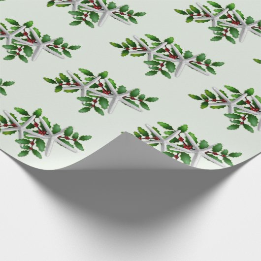 White Starfish in Holly Pattern Bleek Green Cadeaupapier (Hoek)