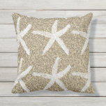 White Starfish Pattern Gold Glitter Nautical Cute Buitenkussen<br><div class="desc">Gedrukt met witte zeesterpatronen in een gouden glitterachtergrond.</div>