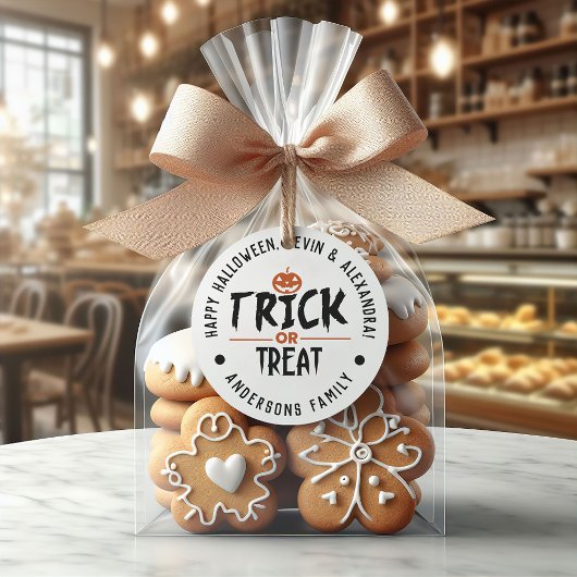 White Stylish Halloween "Trick or treat" Print Ronde Sticker