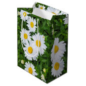 White Summer Daisy Garden Medium Cadeauzakje (Achterkant Gekanteld)