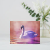 White Swan drijft op een slecht meer Briefkaart (Staand voorkant)