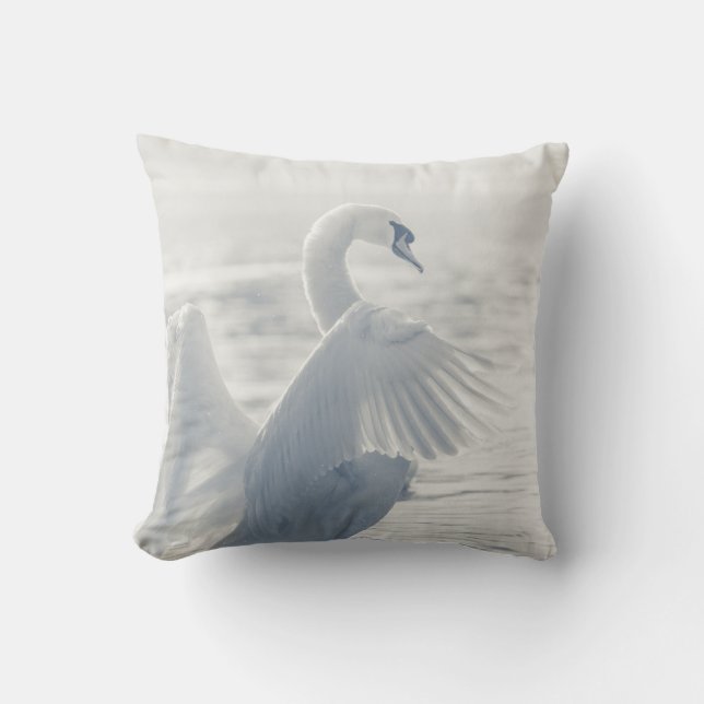 White Swan Natuur Foto Kussen (Voorkant)