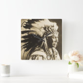 White Swan Sioux Indian Chief  Vierkante Klok (Huis)