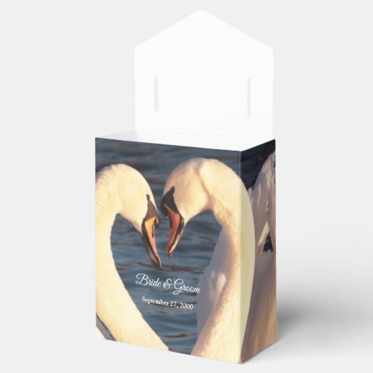 White Swans Wedding Favor Box Bedankdoosjes (Geopend)