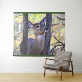 White Tail Deer in de bomen Wandkleed (In Situ (horizontaal))