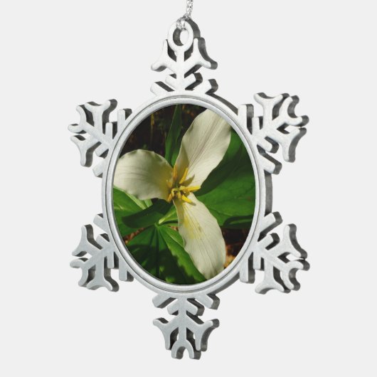 White Trillium Flower Spring Wilde Tin Sneeuwvlok Ornament (Rechts)