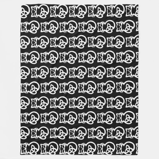 White Trinity Knot Celtic Cat Fleece Blanket (Voorkant)