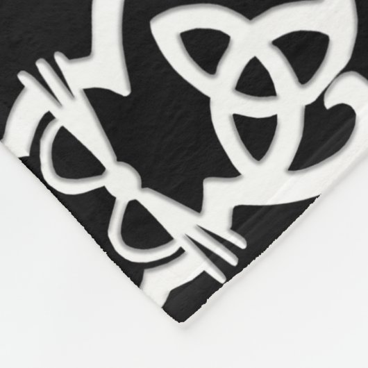 White Trinity Knot Celtic Cat Fleece Blanket (Hoek)