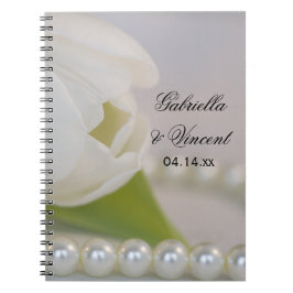White Tulip and Pearls Spring Wedding Notitieboek