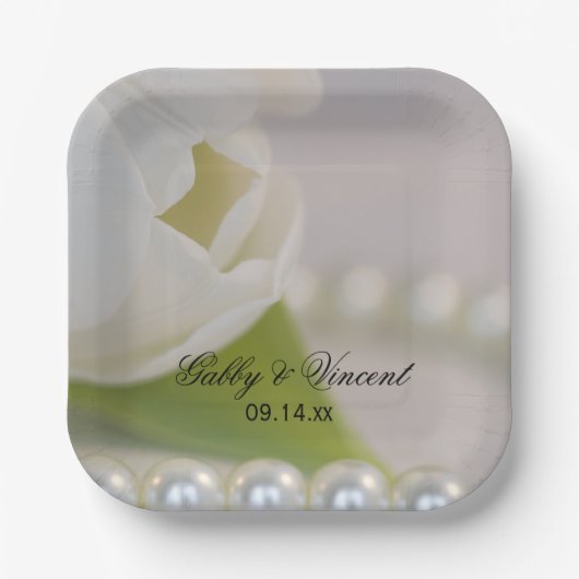 White Tulip and Pearls Spring Wedding Papieren Bordje (Voorkant)
