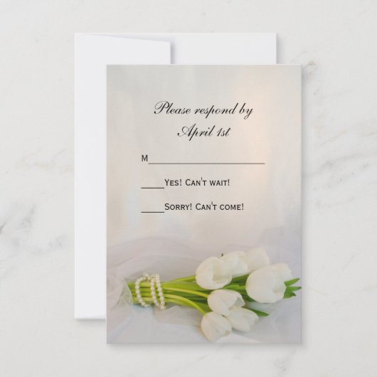 White Tulip Bouquet Spring Wedding RSVP Card (Voorkant)