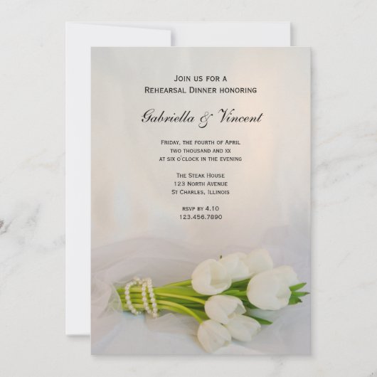 White Tulip Bouquet Wedding Rehearsal Dinner Kaart (Voorkant)
