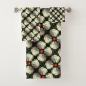 White Tulip Flower Abstract Pattern Bad Handdoek (Insitu)