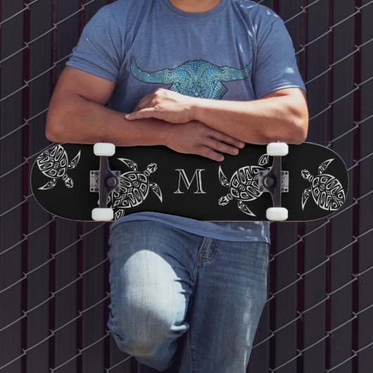 White Turtle Tribal Black Background Monogram Persoonlijk Skateboard (Buiten 3)