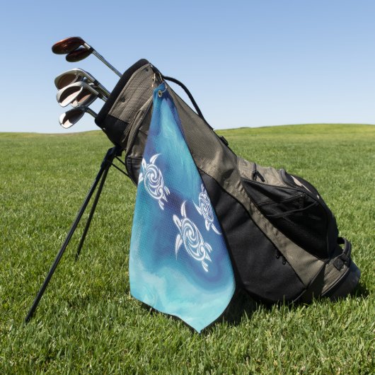 White Turtles in Blue Ocean Waterverf Coastal Golfhanddoek (Groen)