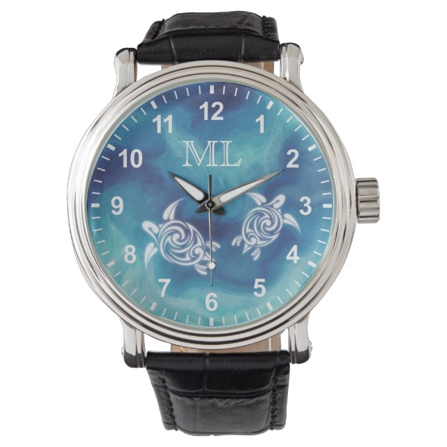 White Turtles in Blue Ocean Waterverf Monogram Horloge (Voorkant)