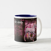 White Unicorn in Forest Fantasy Personalized Tweekleurige Koffiemok (Voorkant rechts)