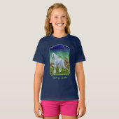 White Unicorn Woodland Gate Fantasy Horse Art  T-shirt (Voorkant volledig)