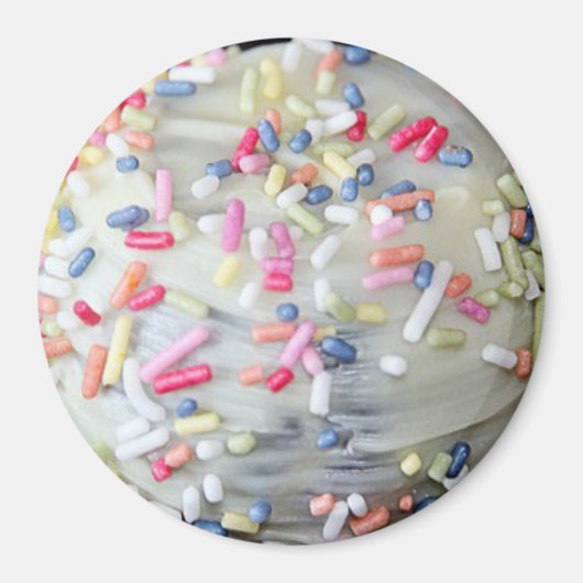 White Vanilla Frosting and Sprinkles Magnet (Voorkant)