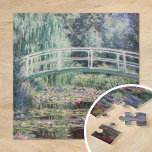 White Water Lilies | Claude Monet Legpuzzel<br><div class="desc">Witte waterlelies (1899) | Claude Monet’s White Water Lelies is een sereen en boeiend schilderij uit zijn iconische Water Lelies serie. Dit werk toont een rustige vijver versierd met delicate witte leliebloesems en groene leliepads die op het reflecterende oppervlak drijven. De impressionistische stijl van Monet straalt door in het zachte,...</div>
