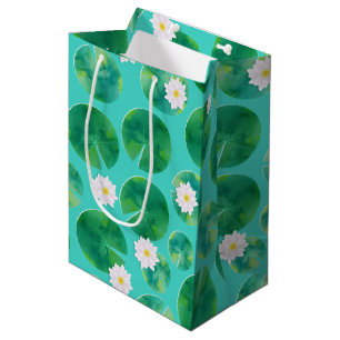 White Water Lily Flowers & Lily Pad Pattern Medium Cadeauzakje