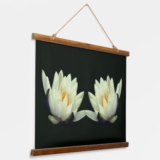 White Water Lily Lotus Flower Twins Hangend Wandkleed (Gebogen)
