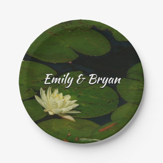 White Waterlily I Peaceful Floral Photography Papieren Bordje (Voorkant)