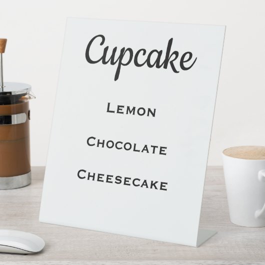 White Weddenschap Cupcake Menu Pedestal Sign Reclamebord Met Voetstuk (Insitu)