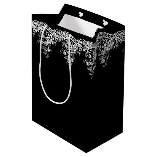 White Wedding Lace on Black Medium Cadeauzakje (Achterkant Gekanteld)