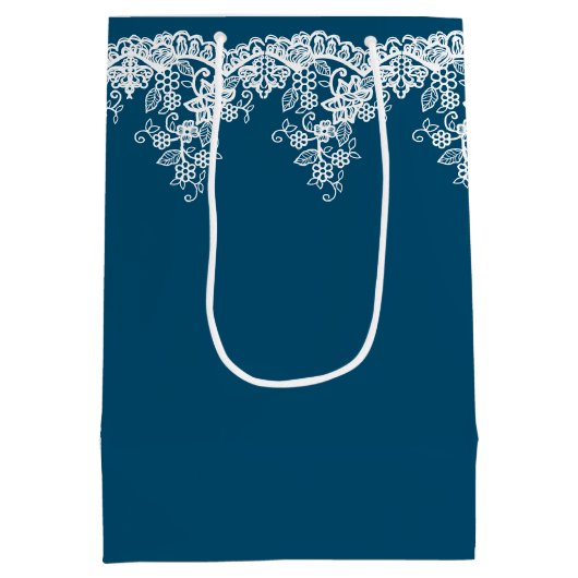 White Wedding Lace on Blue Medium Cadeauzakje (Achterkant)
