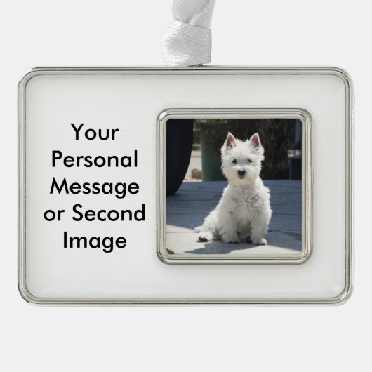 White West Highland Terrier Sitting on Sidewalk Verzilverd Omlijst Ornament (Voorkant)