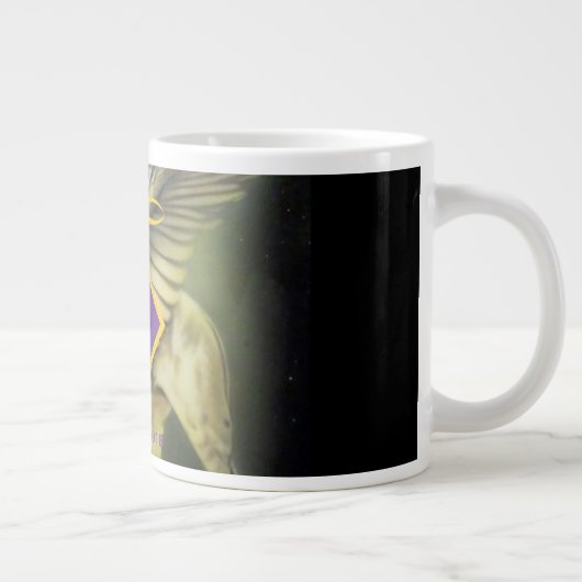 White Winged Lion Jumbo 20 oz mok (Rechts)