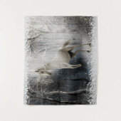 White Winter Horse in Mountain Forest Wandkleed (Voorkant)