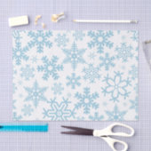 WHITE WITH BLUE WINTER SNOWFLAKES TISSUEPAPIER (Craft)
