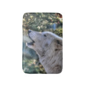 White Wolf Howling in een Winterbos Badmat (Voorkant Verticaal)