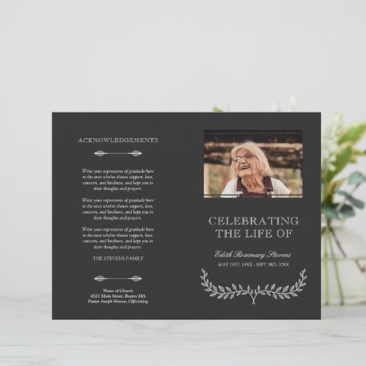 White Wreath Celebration of Life Funeral Programme (Staand voorkant)