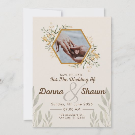 White Yellow Modern, echtpaar en hun trouwring Kaart (Voorkant)