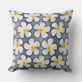 White & Yellow Plumeria Flowers op Silver Kussen