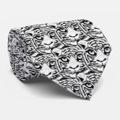 White Young Tiger Face Pattern on Black Stropdas (Opgerold)