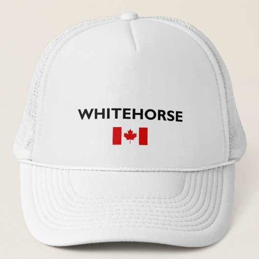 Whitehorse Canada Canadian Flag Light Color Trucker Pet (Voorkant)