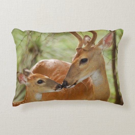 Whitetail Buck en Fawn Bonding Accent Kussen (Voorkant)