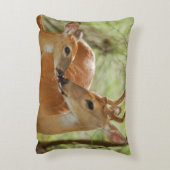 Whitetail Buck en Fawn Bonding Accent Kussen (Achterkant (Verticaal))