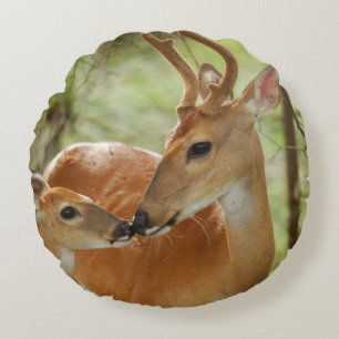 Whitetail Buck en Fawn Bonding Rond Kussen