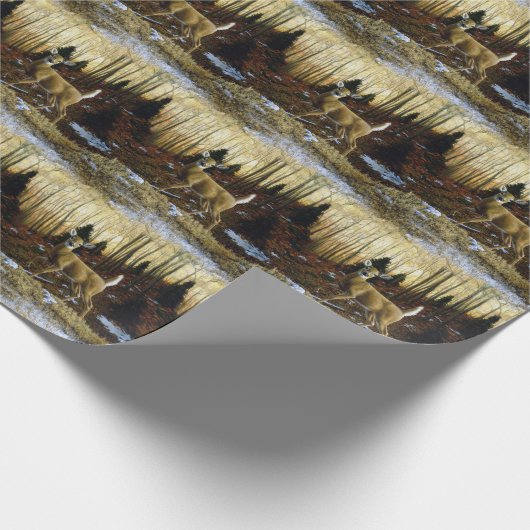 Whitetail Deer Doe in het bos Cadeaupapier (Hoek)