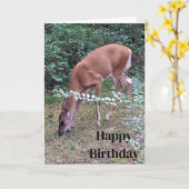 Whitetail Deer Grazing in Dusk Happy Birthday Kaart (Gele Bloem)